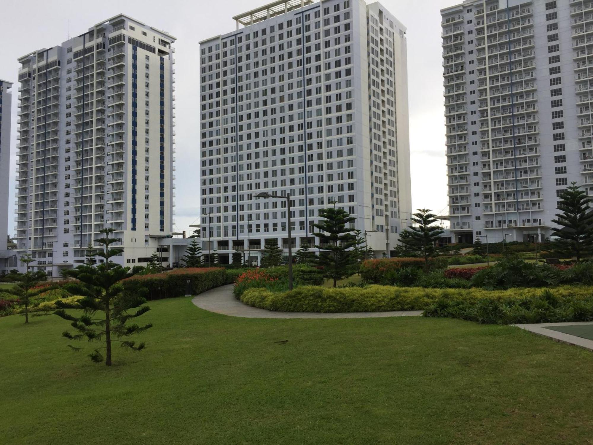 Wind Residence With View Of Taal Lake Tagaytay City Exterior foto